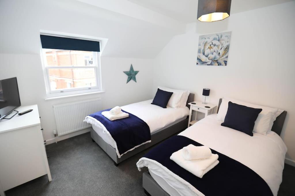 Exmouth - Apartment 1, Strand House - Modern 2 Bedroom Apartment, Perfect Location For Access To Beach & Town Centre - Sleeps 4 Guests - No Parking - Hosted By Rentmyhouse 外观 照片